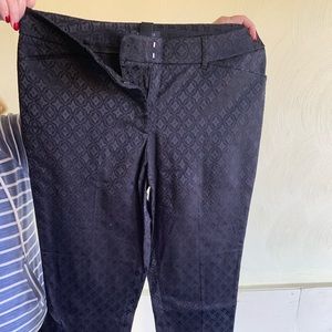 Cropped Design Pants